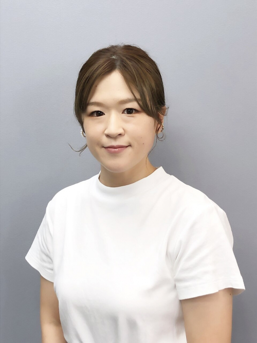 岡崎 梨恵子